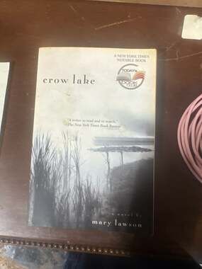 Crow Lake by Mary Lawson - Paperback (Today's Book Club Edition)